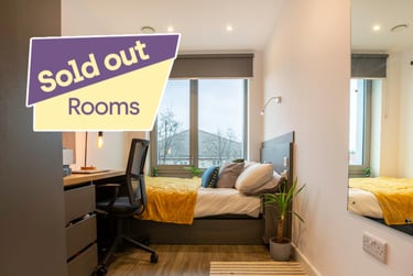 Silver Skyline En Suite at Great Court, 78 Rolls Road, Bermondsey, London, SE15DU - Image 1